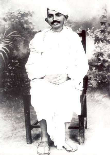 Gandhi in Kathiyawadi dress. 1915.