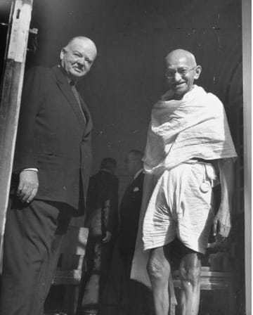President Herbert Clark Hoover, 1946, with gandhi in India