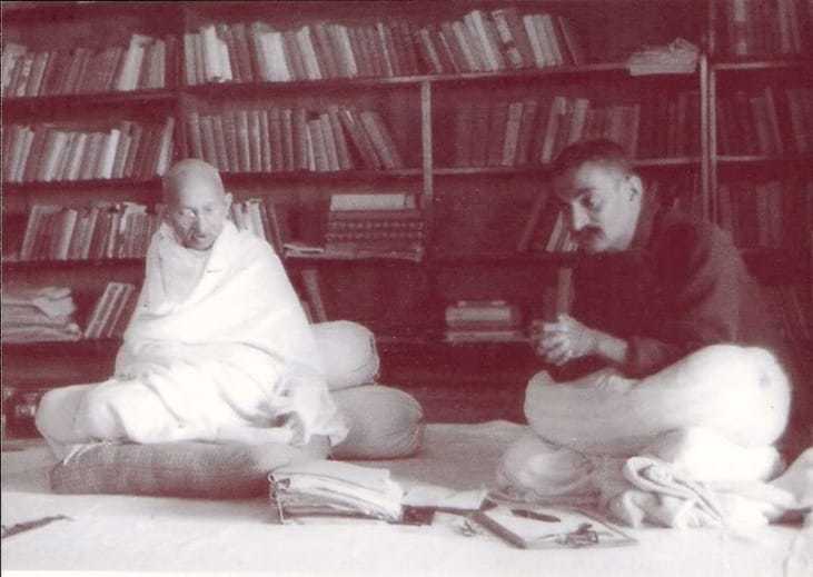 Mahatma Gandhi in conference with Rajendra Prasad at Swaraj Bhavan, Allahabad, February 1931.