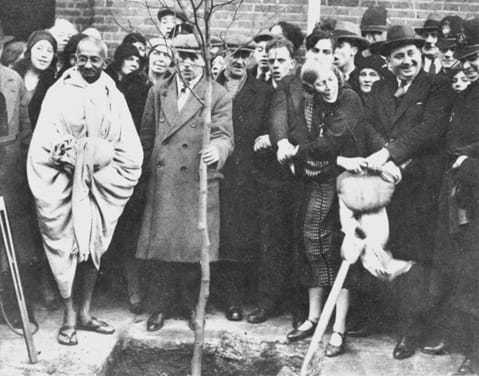 Gandhi meets Charlie Chaplin at London, September 22, 1931  |  _6047778362 Gandhi at Allahabad in 1931.