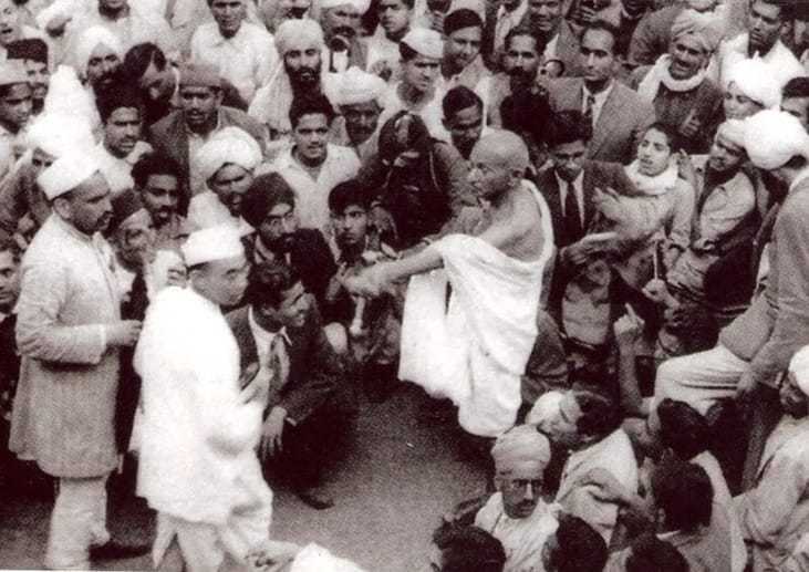 Mahatma Gandhi on the way to see the Viceroy, Simla. June 24, 1945.