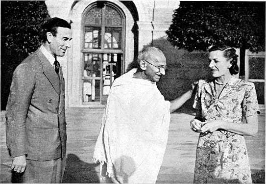 Mahatma Gandhi at his first meeting with Lord and Lady Mountbatten, New Delhi. April 2, 1947.