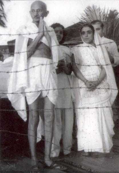 Gandhi during prayer meeting on Juhu Beach, Mumbai, May 1944.