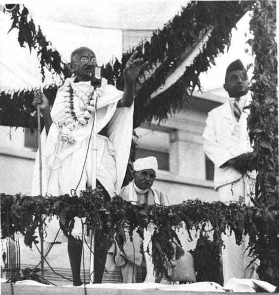 Mahatma Gandhi performing the opening ceremony of Kamla Nehru Hospital in Allahabad in 1941.